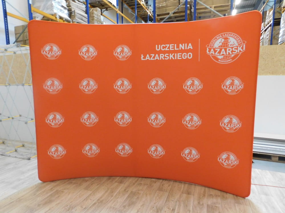 Curved Fabric Banner Stand - Horizontal 2,4  x 2,4 m with double-sided printout