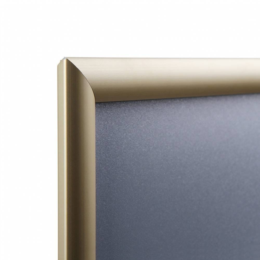 Ramka zatrzaskowa KRAST A1 (59,4 x 84,1 cm) aluminiowa złota z ostrym prostym narożnikiem rama ramka plakatowa OWZ ścienna na plakat na zdjęcia profil 25 mm