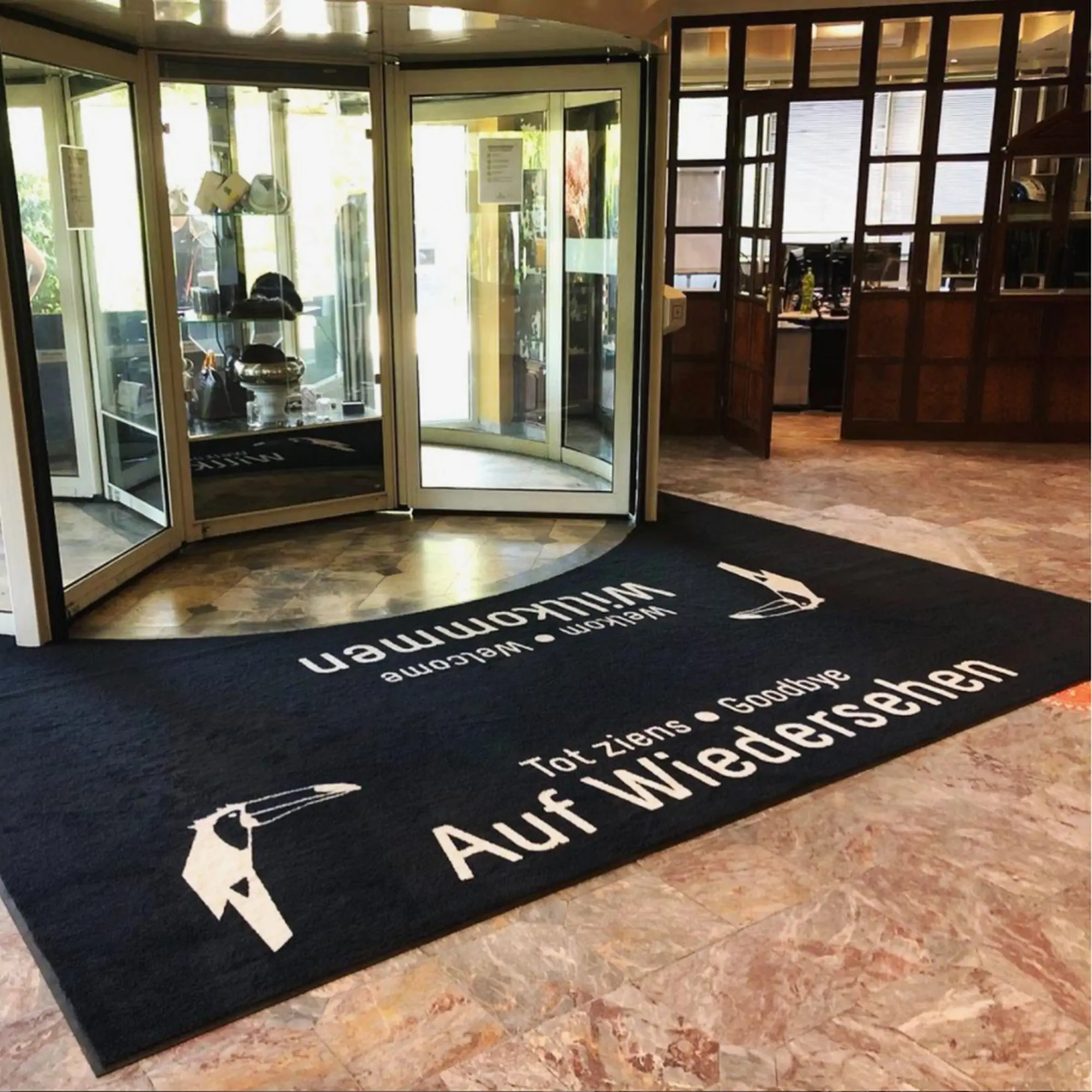 Mata podłogowa Interior Guard Brush - dywanik wycieraczka wykładzina z logo do zastosowań wewnętrznych